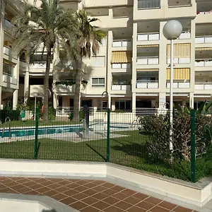 https://apartamento-entero-en-la-carihuela-a-50-m-de-la-playa.1costadelsol.com